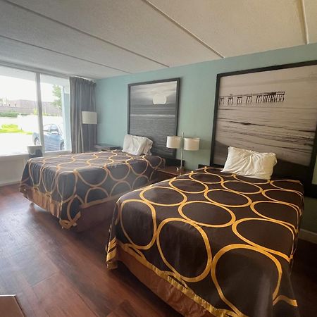 ซูเปอร์ 8 บาย วินด์แฮม คิงส์แลนด์ Hotel ภายนอก รูปภาพ