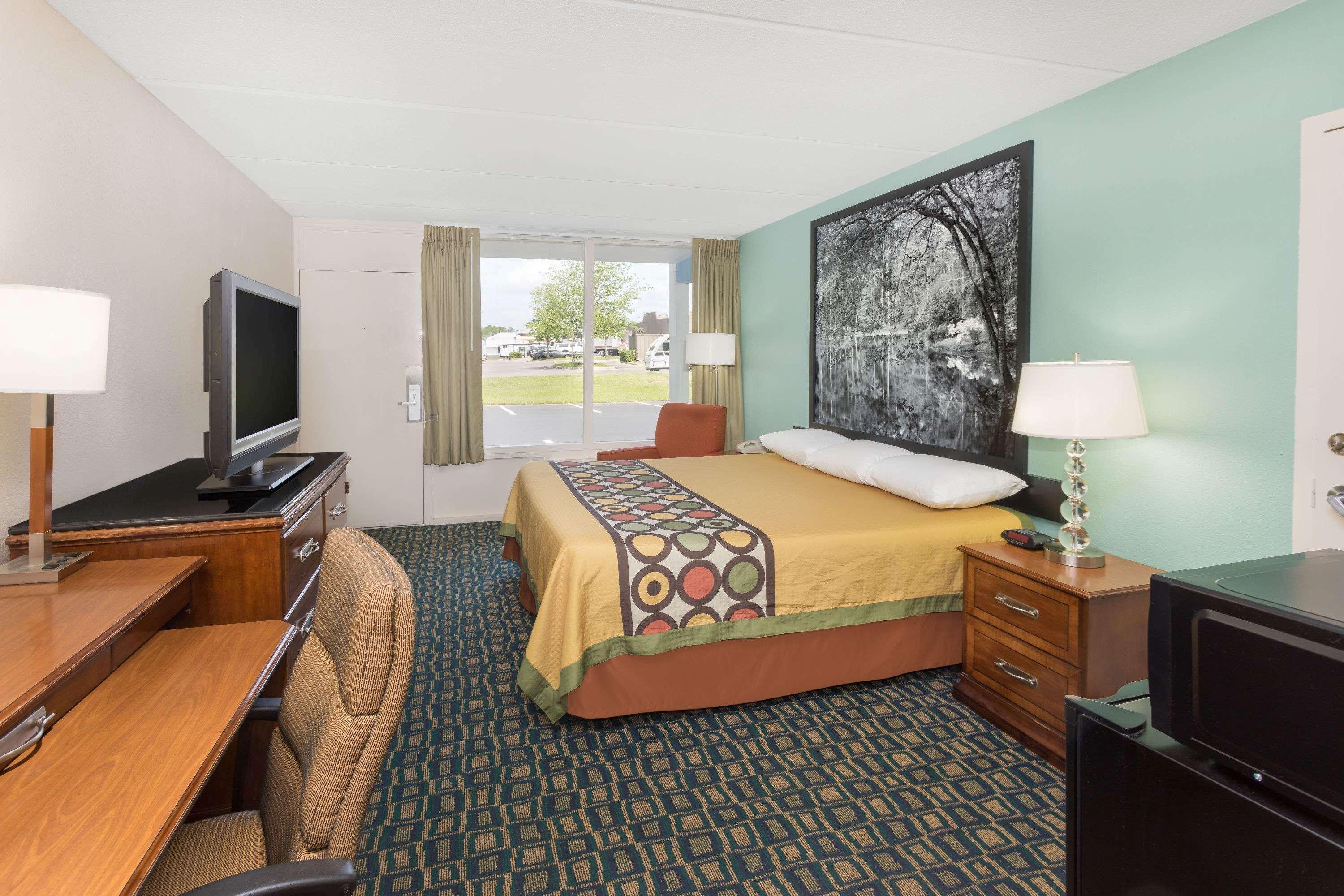 ซูเปอร์ 8 บาย วินด์แฮม คิงส์แลนด์ Hotel ภายนอก รูปภาพ