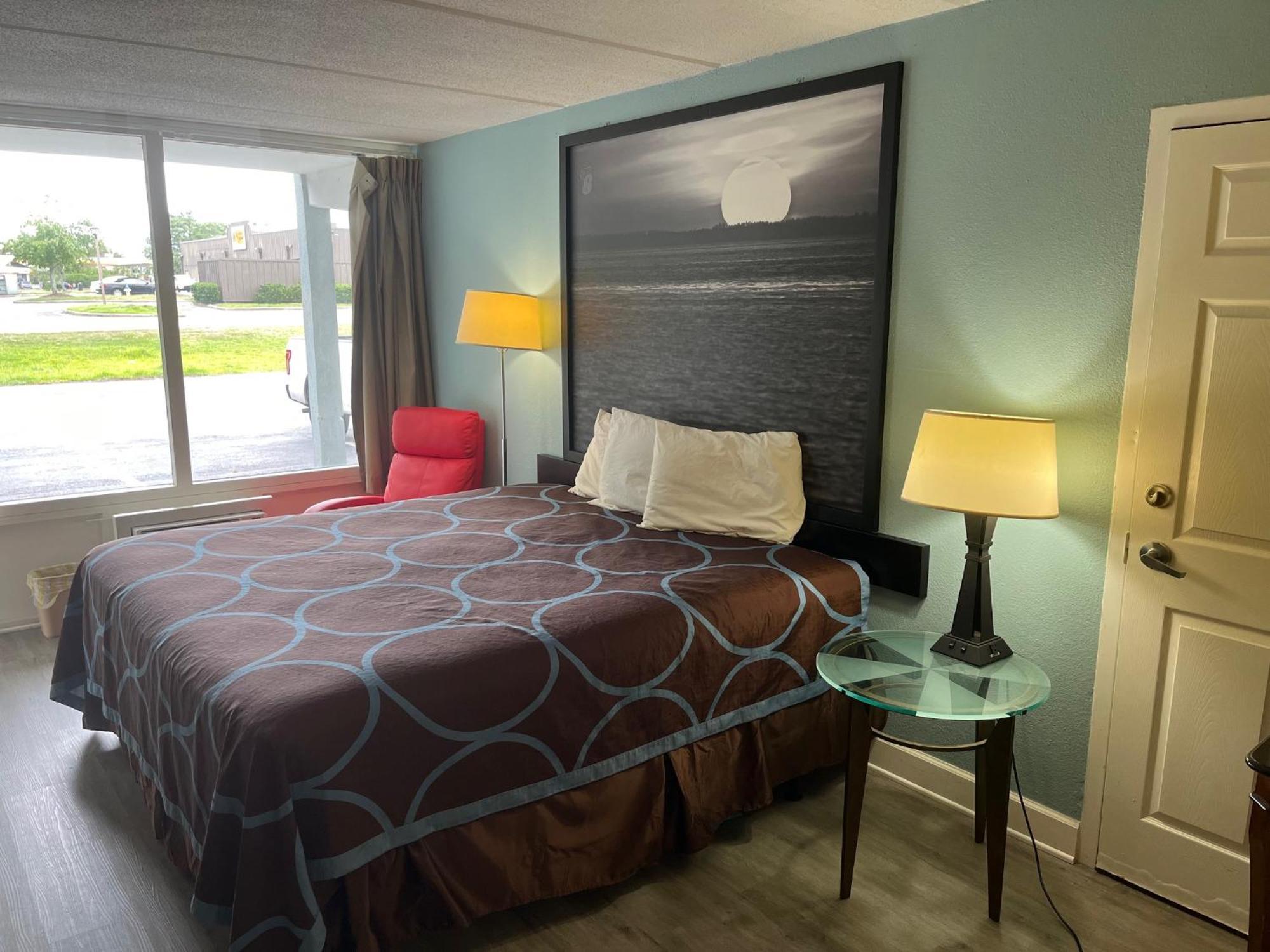 ซูเปอร์ 8 บาย วินด์แฮม คิงส์แลนด์ Hotel ภายนอก รูปภาพ